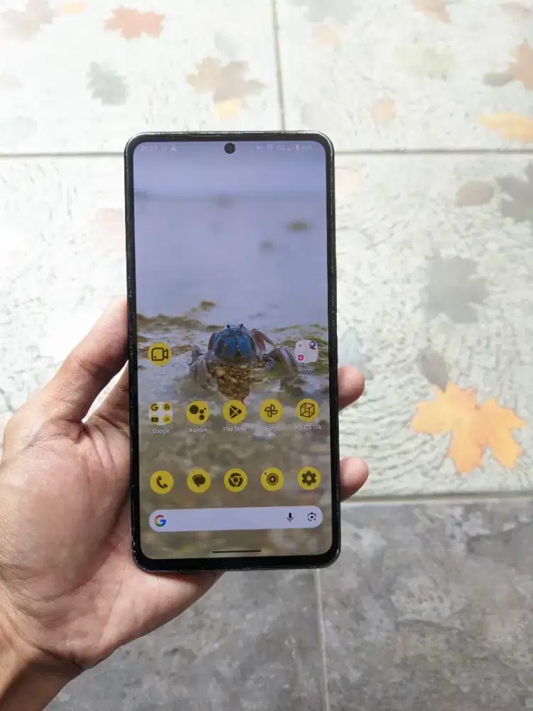 Sharp aquos r7s