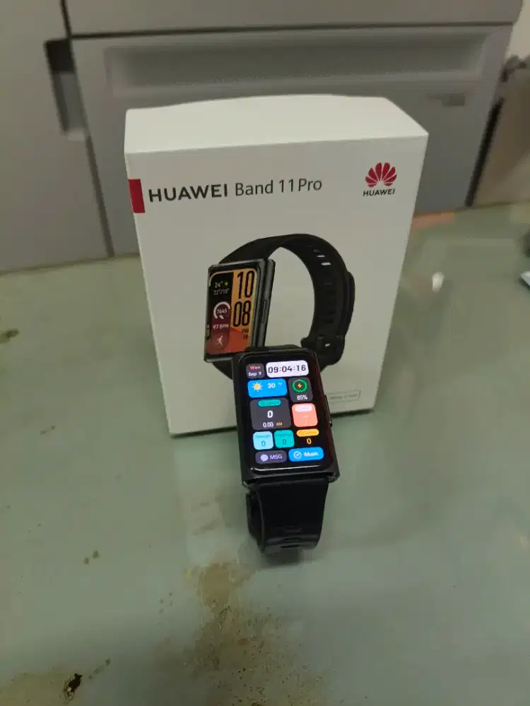 WTS: Huawei Band 11 Pro - Kondisi Like New / Mulus Terawat