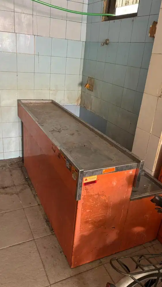 Meja Kasir bisa nego