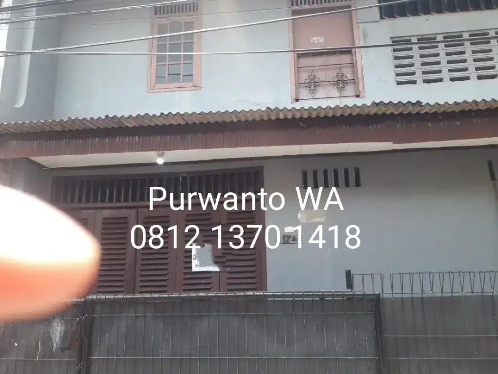 Rumah disewa per 6bln 20jt ada garasi di bintaro jaksel
