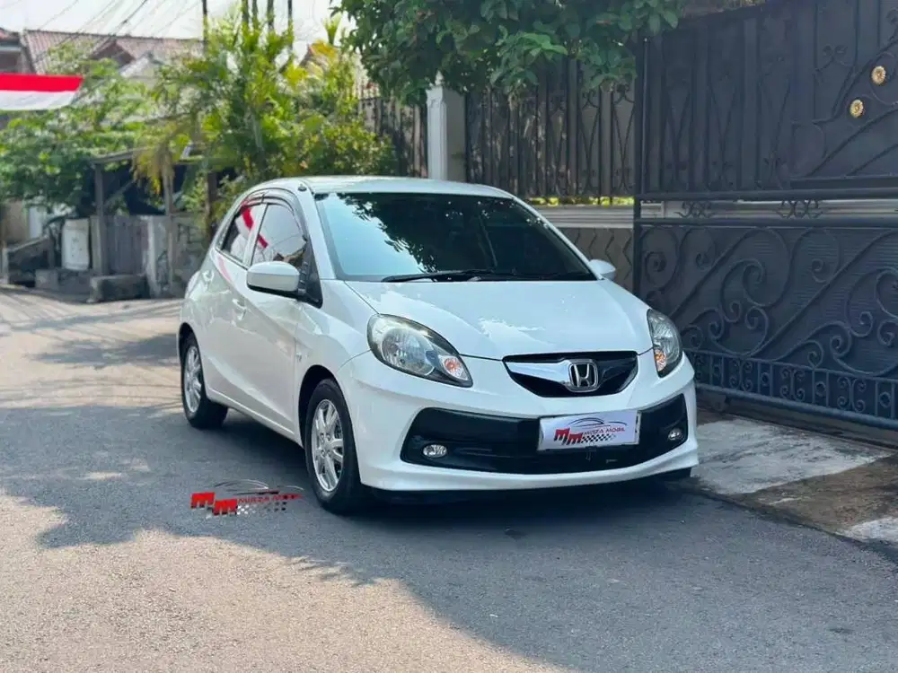 Dp 6 Juta | Honda Brio E 1.3 Manual 2013 Putih