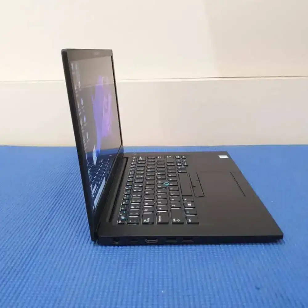 Dell Latitude 7490 — Desain Mewah, Performa Wah!