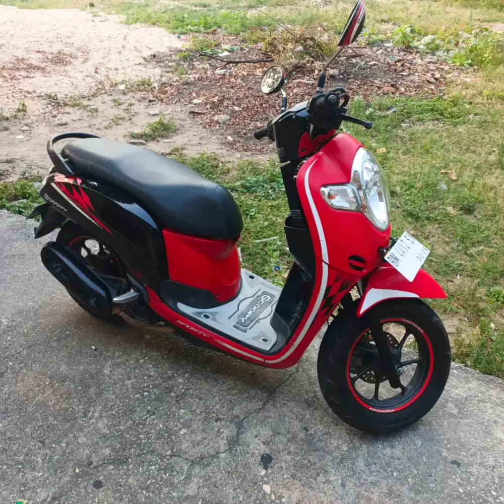 Scoopy 2018 bekas
