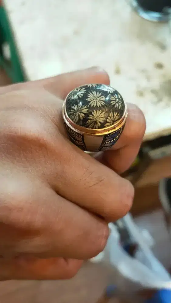 Batu Teratai Hitam