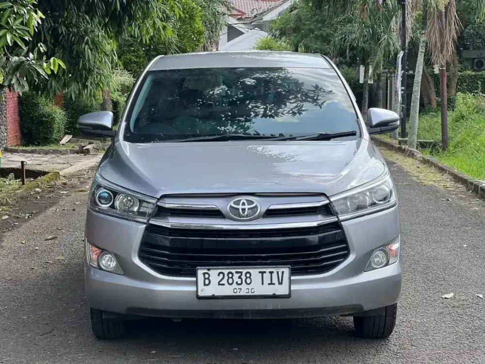 Innova V 2.0 bensin 2020