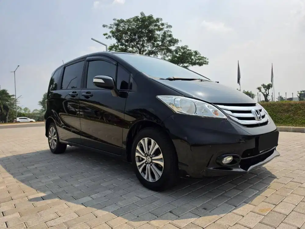 Honda Freed 1.5 E PSD AT Matic 2015