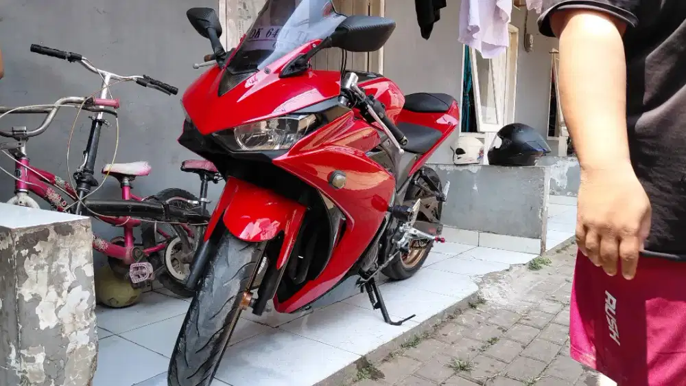Yamaha YZF-R25 2014
