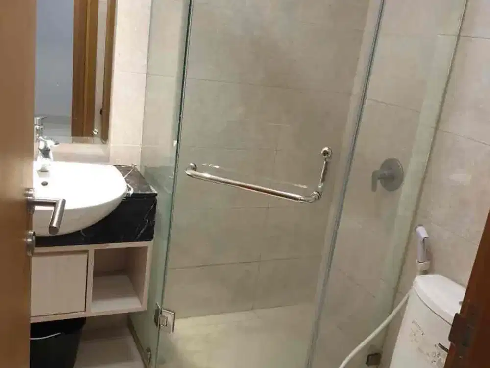Dijual cepat apartment The Mansion tower gloria 2 BR