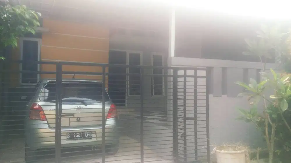 Over/Sewa Tahunan Rumah 1 Lantai