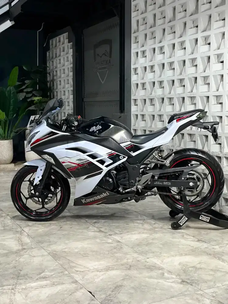 KAWASAKI NINJA FI 250 2014‼️CASH ONLY‼️-Chintia Mustika