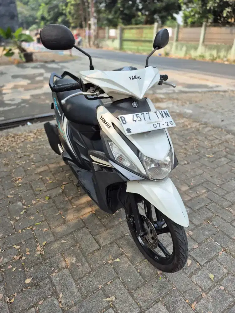 Dijual Yamaha Mio M3 tahun 2018 surat lengkap
