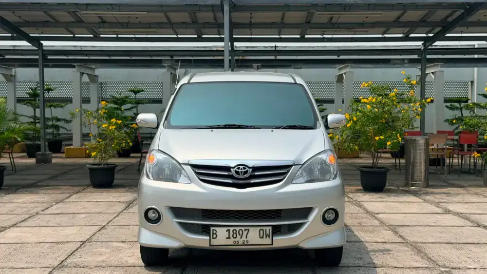 AVANZA 1.5 S AT, SILVER 2011