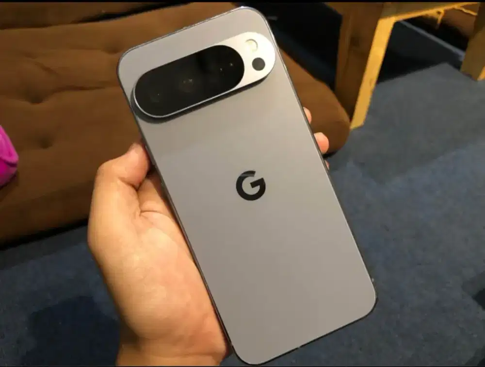 Google Pixel 10 Pro XL 16/256 Moonstone ALT Iphone 15 16 Pro Max