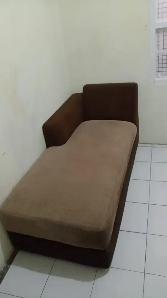 Sofa tamu kantor bentuk L