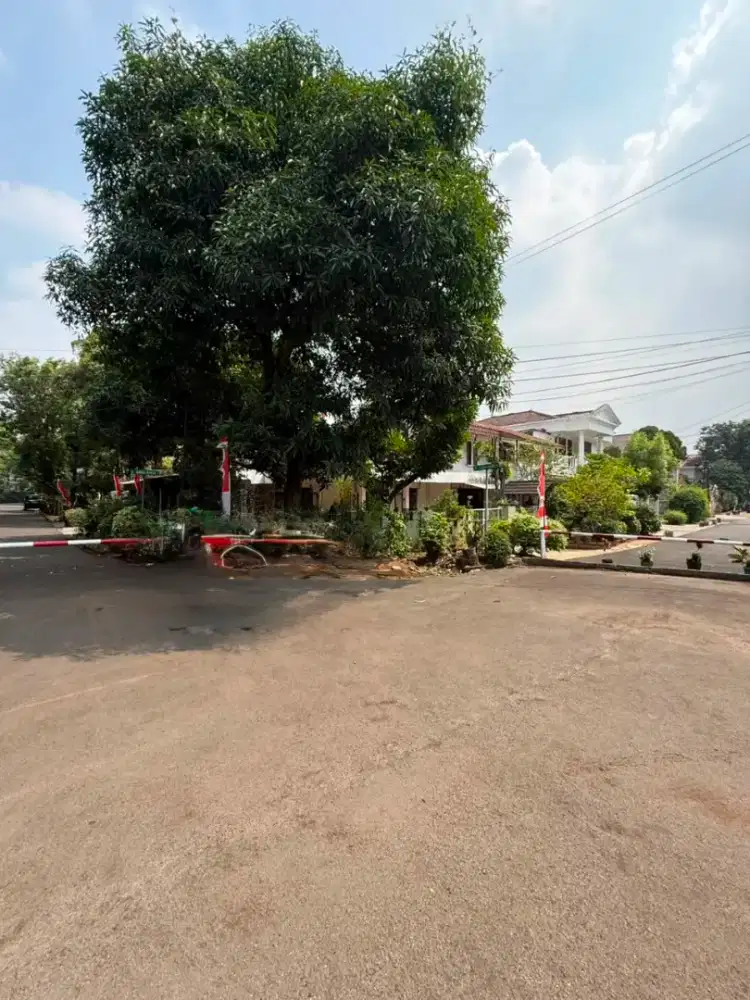 Dijual Rumah Terawat Lokasi Premium di Kebayoran Jakarta Selatan