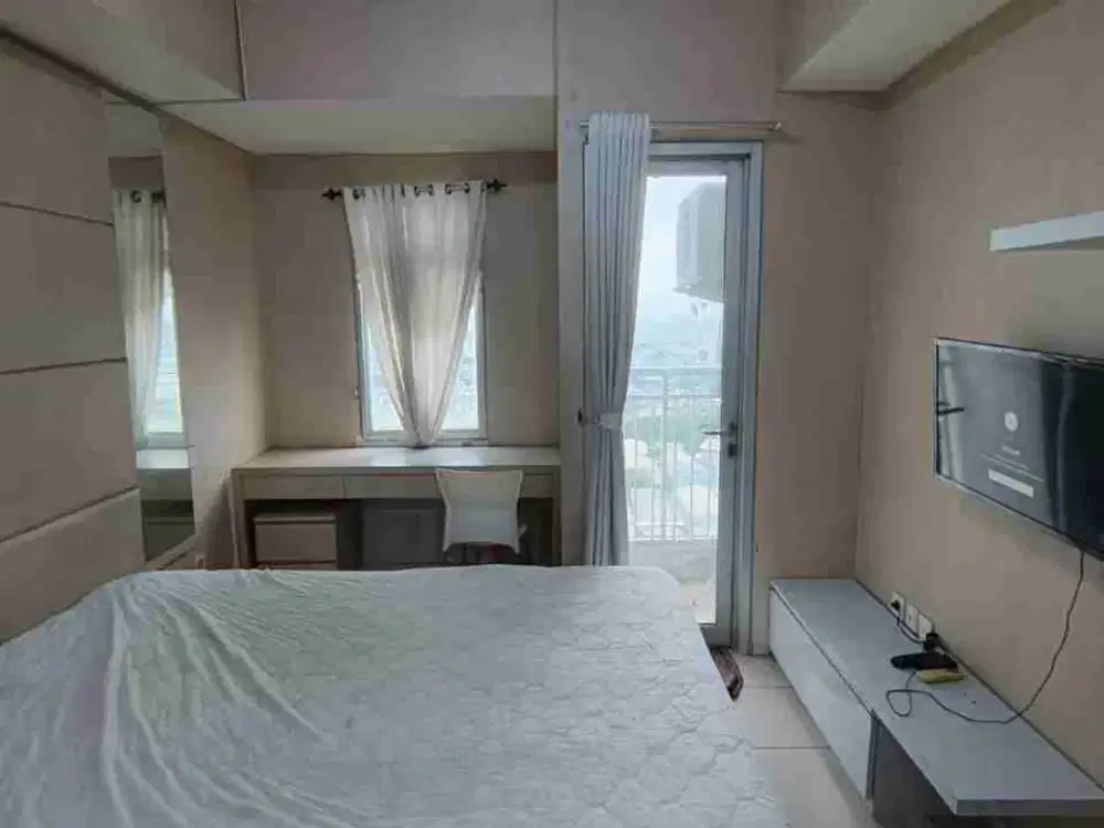 di sewakan apartemen green lake Sunter tipe studio furnished