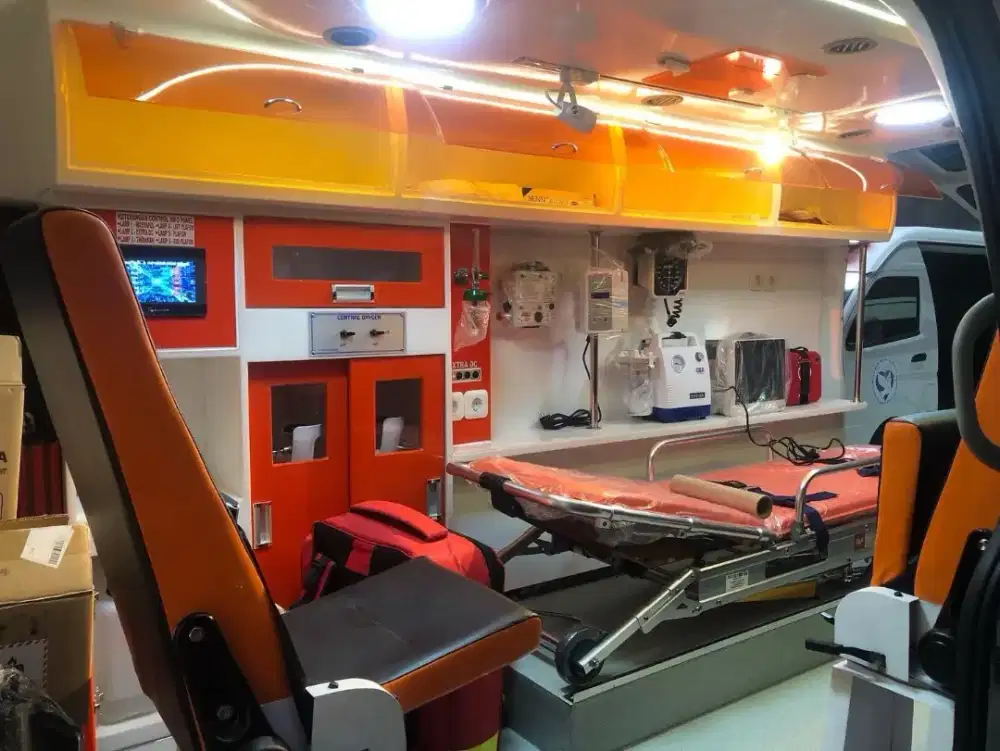 Karoseri Ambulance Alat Kesehatan