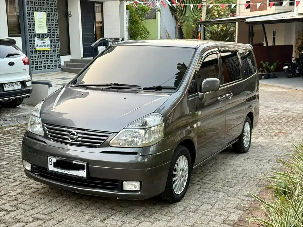 (CASH Termurah) Nissan Serena 2011 CT AT. Sangat Terawat