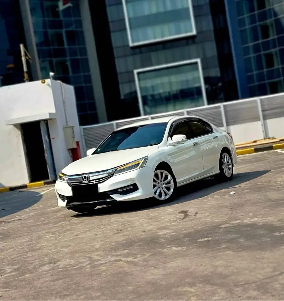 Honda Accord 2.4 VTIL AT 2016 / 2017 CASH TERMURAH