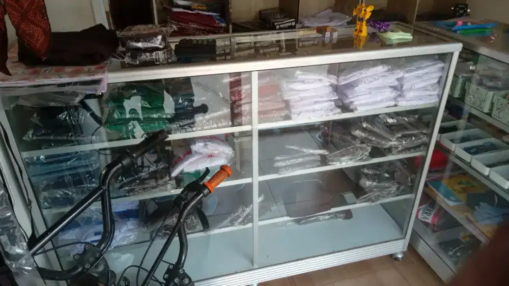 ETALASE MURAH 3 unit Borongan