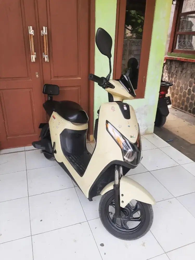 Sepeda Listrik Uwinfly