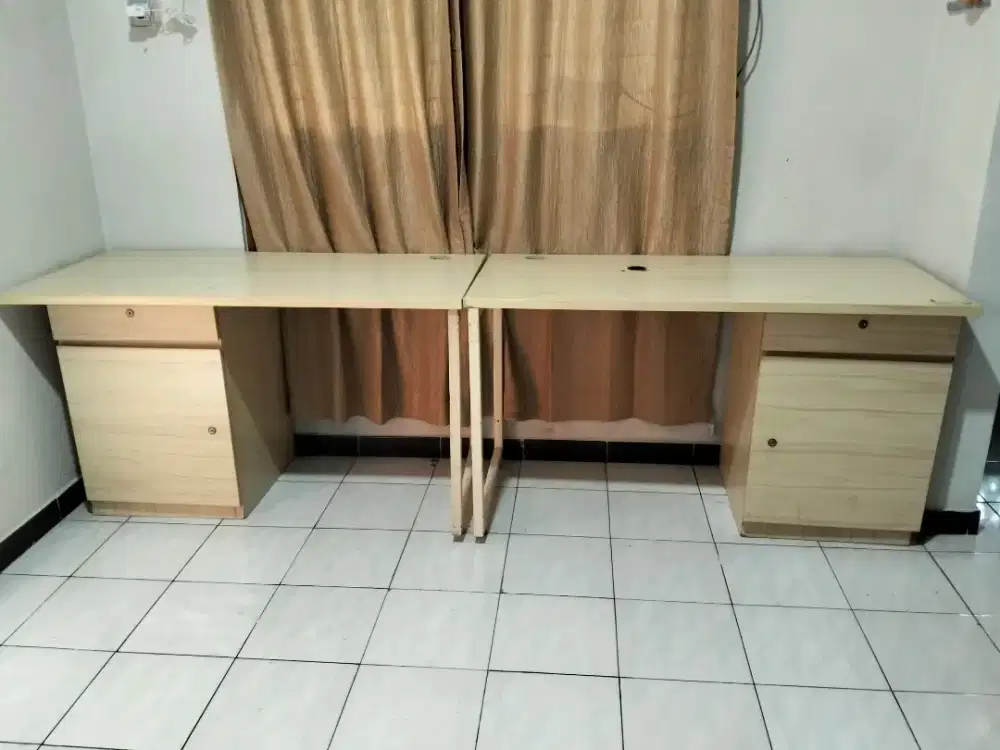 Dijual meja miting dan meja kerja