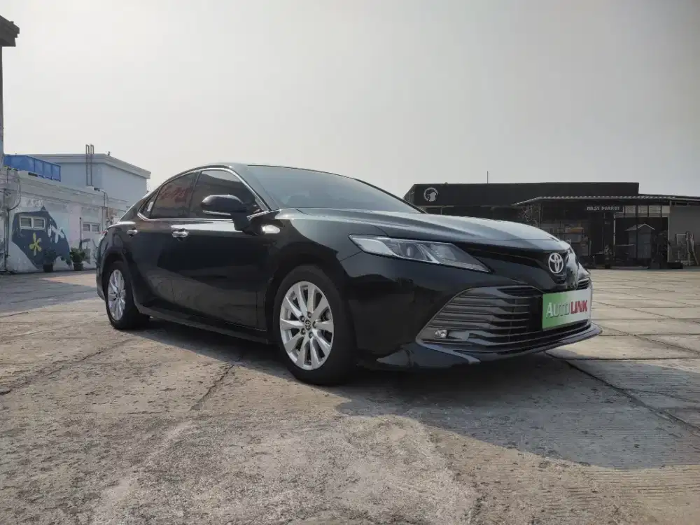 Camry 2.5 V 2021 Matic Hitam 2022 bagus siap pakai 2923 Terawat top