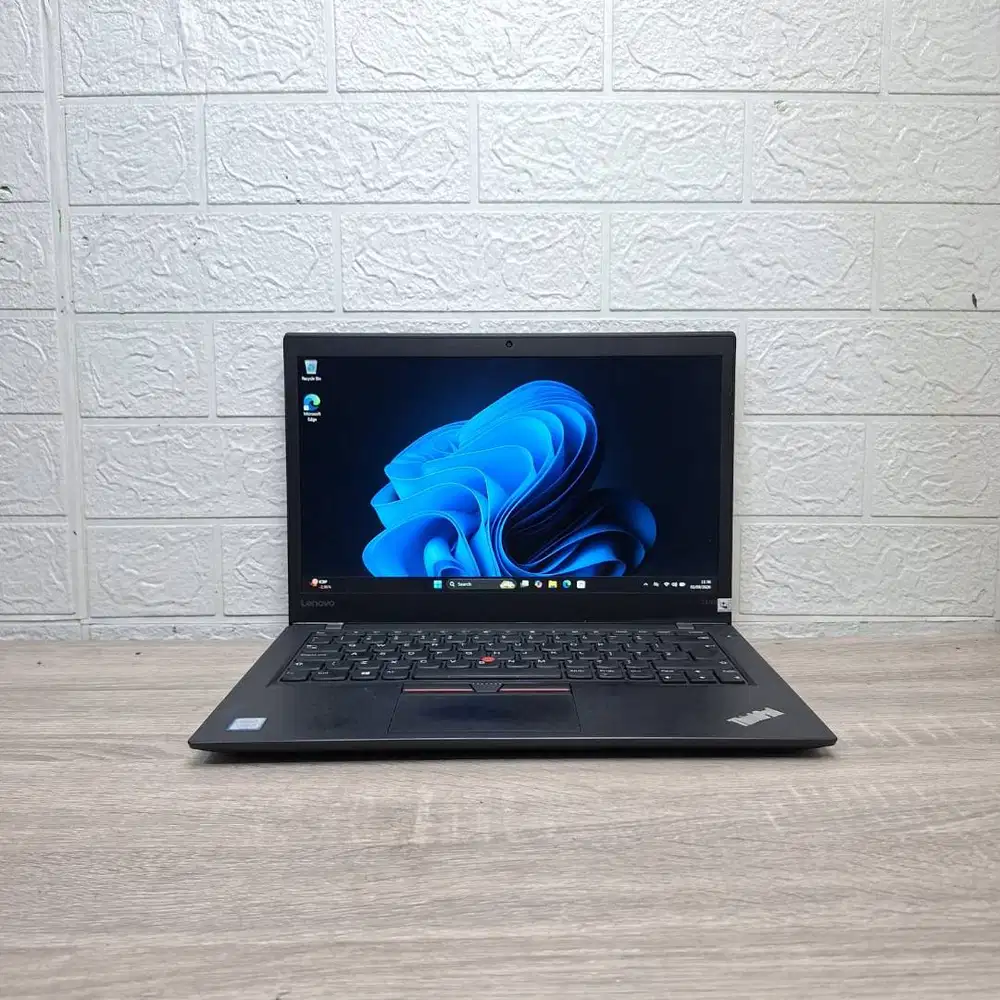Thinkpad T470s i5 7200U RAM 8GB SSD 256 14 FHD Touchscreen Slim Mulus