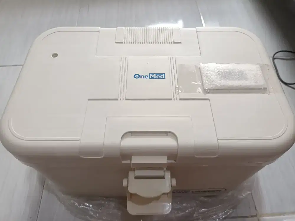 Box vaksin 8 Liter OneMed / coolbox