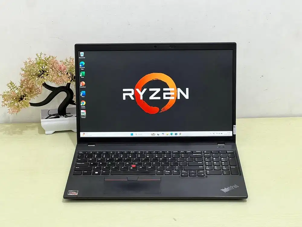 Lenovo Thinkpad L15 G3 Ryzen 5-5675U Pro RAM 16 SSD 256 VGA Radeon 4GB