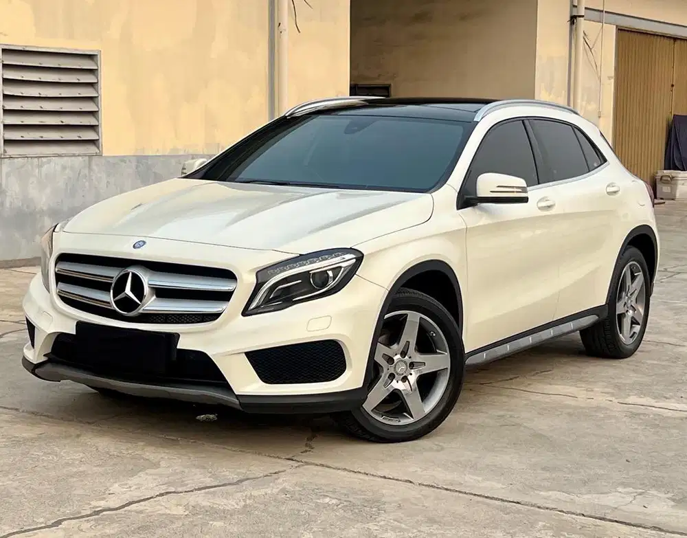 MERCEDES BENZ GLA200 AMG AT TAHUN 2016
