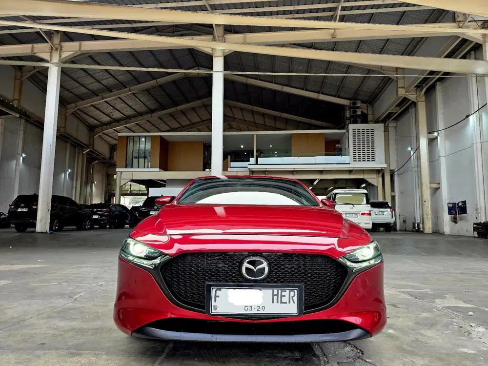 Mazda 3 HB AT 2024 Merah