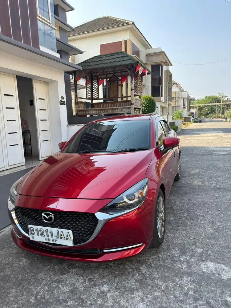 Mazda 2 sedan 2022