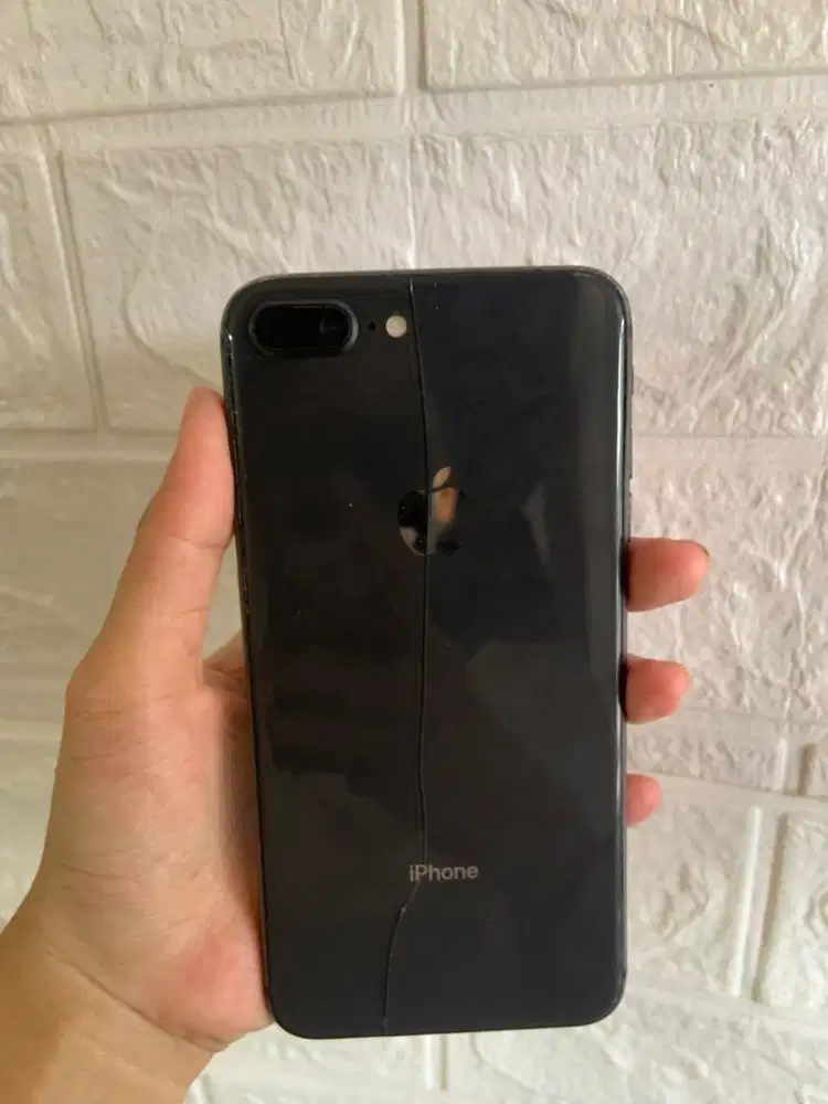 IPHONE 8 PLUS NEGO