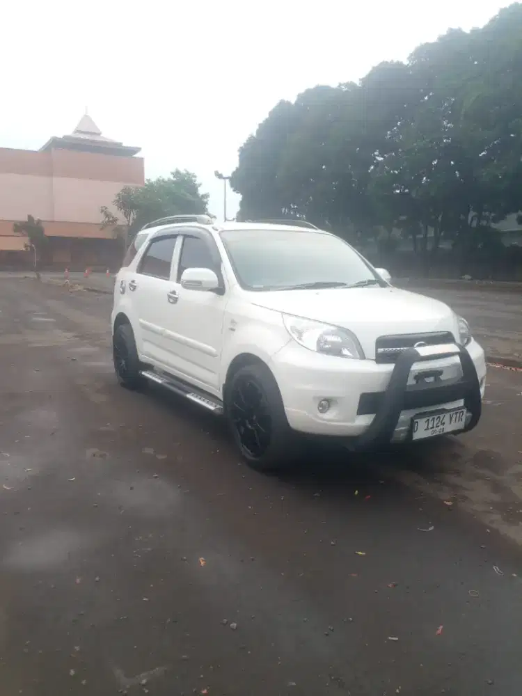 Terios mt 2013 km low