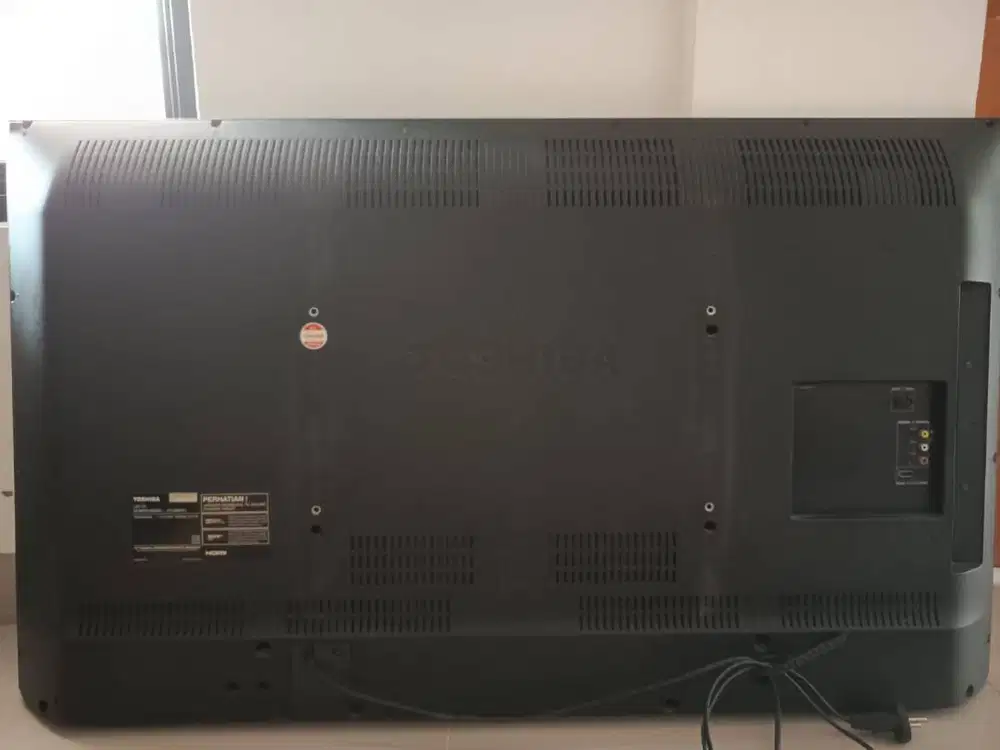TV Toshiba 47 second