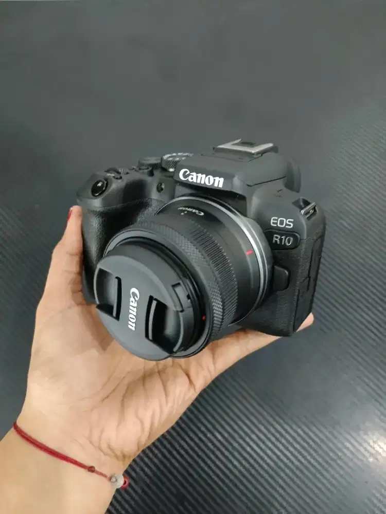 CANON EOS R10 LENSA KIT 18 45MM LIKE NEW