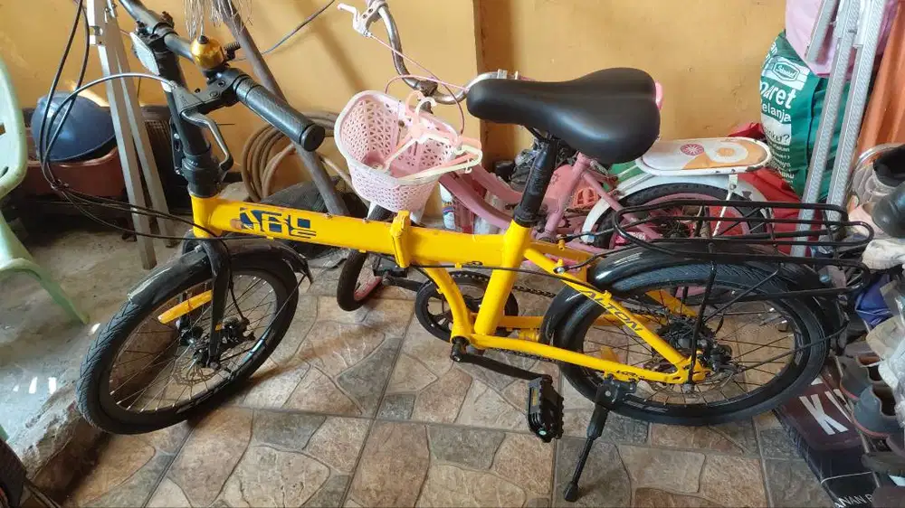 Sepeda lipat Element