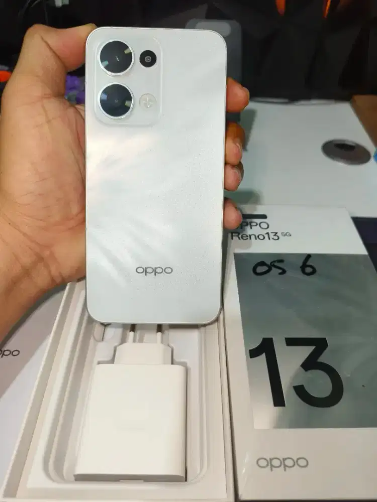 Oppo Reno 13 5G 12/256GB Fullset