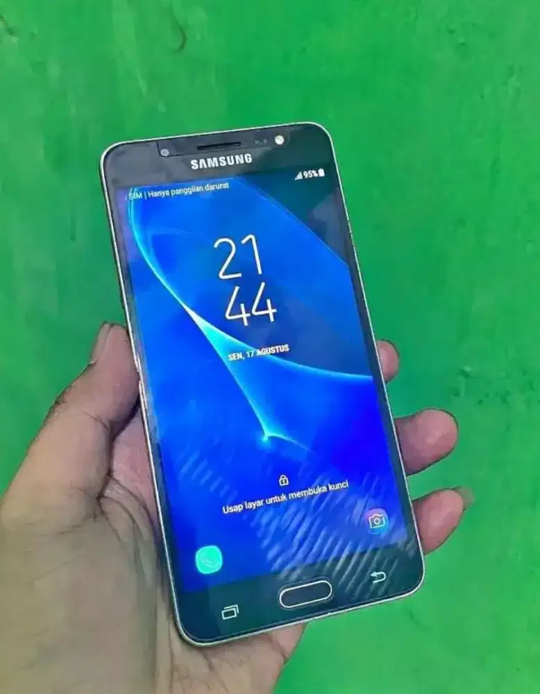 SAMSUNG J5 2016 NORMAL PAKEAN HARI2