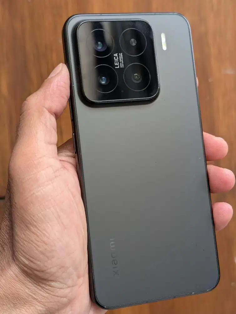 Xiaomi Mi 15 12/512 GB HP cas Murah