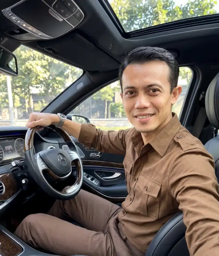 Saya Mencari Yang Sedang Butuh Supir Pribadi