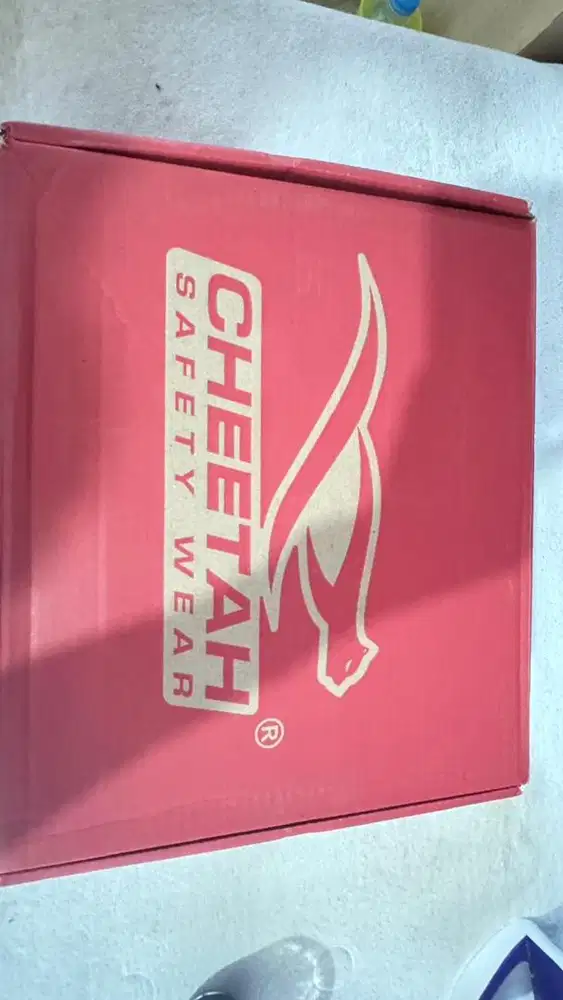Safety shoes cheetah