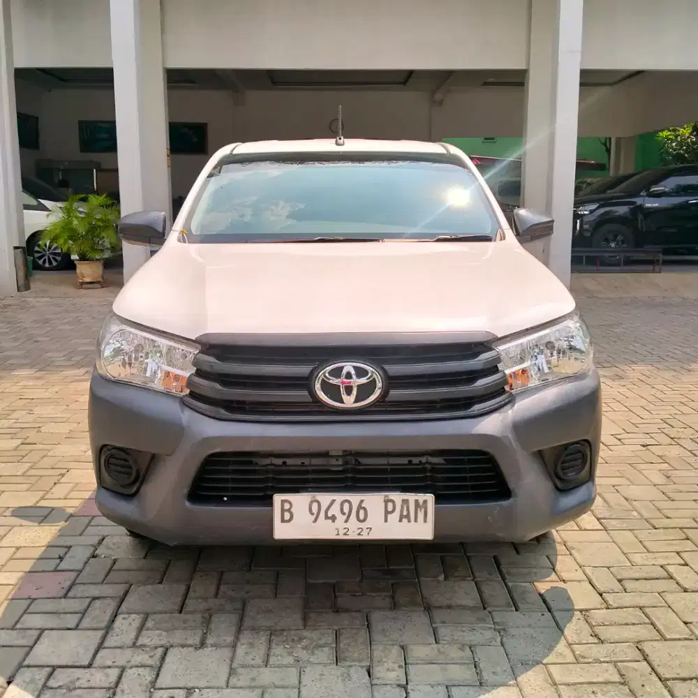 TOYOTA HILUX PICK UP 4X2 2.4 MT 2022