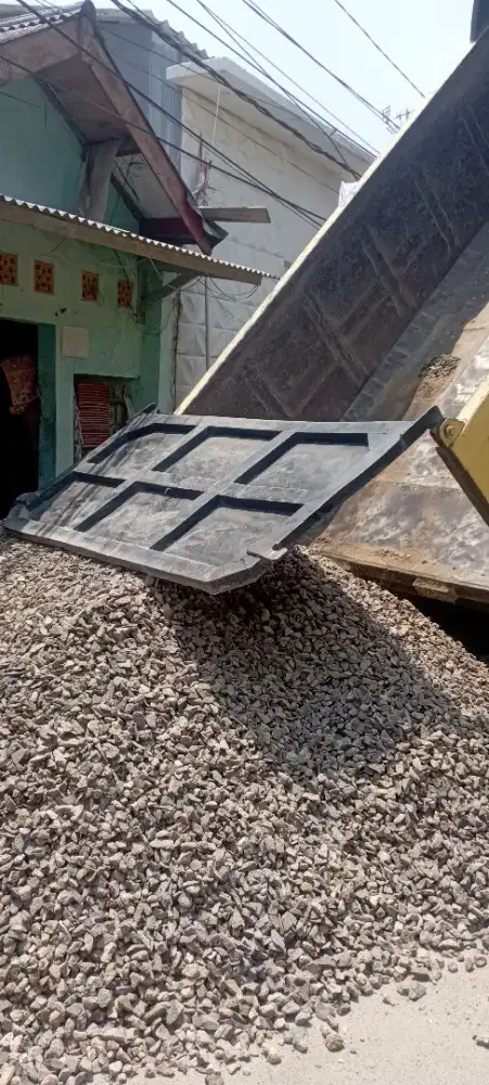 Batu split 1/2 untuk cor