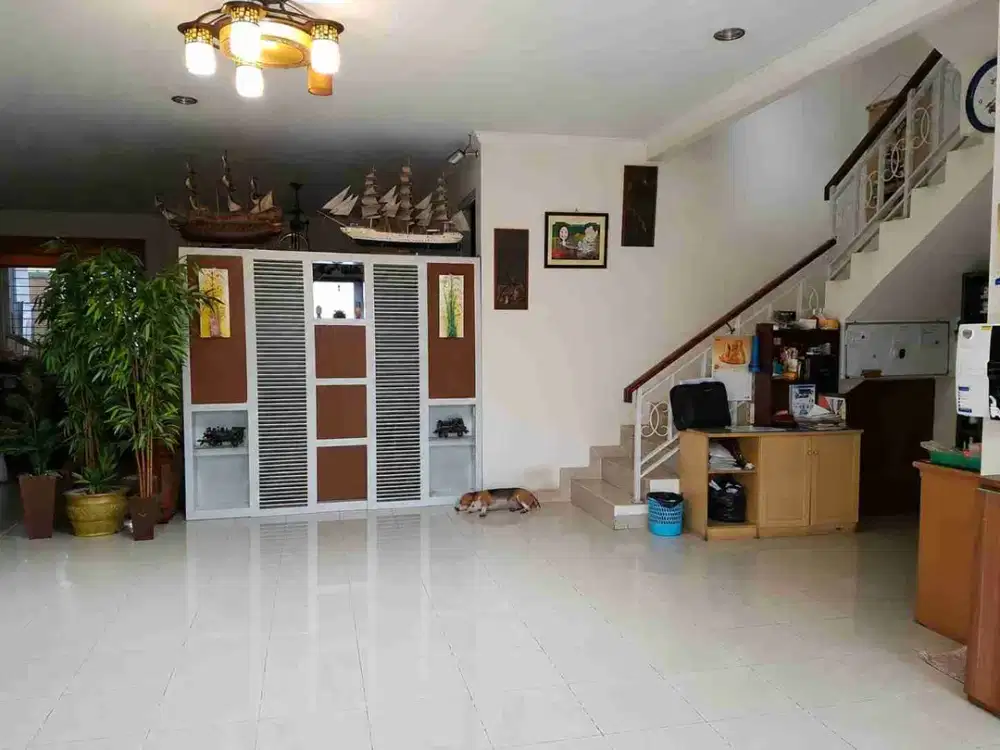 Dijual rumah siap huni hitung tanah di Bukit Gading Mediterania Kelapa Gading  Jakarta Utara
