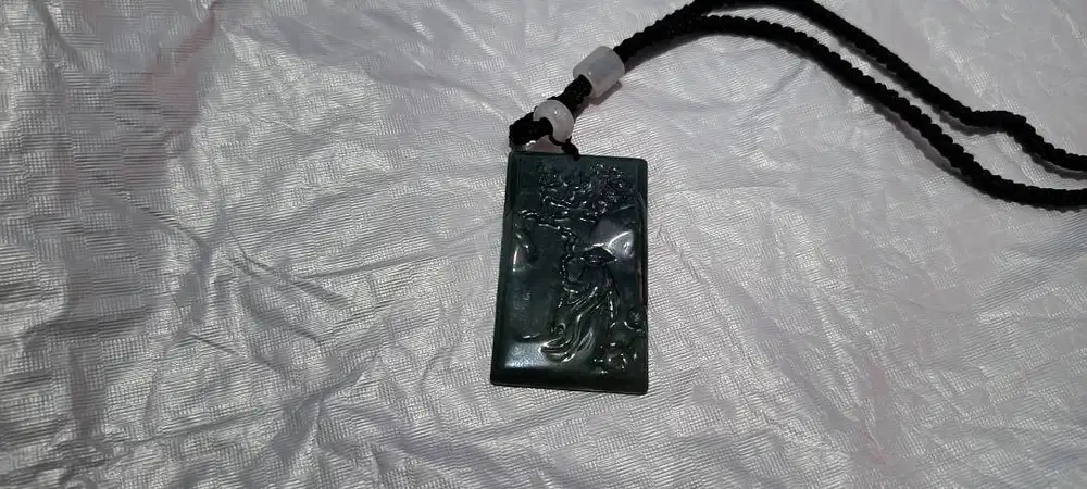 Jual kalung giok jadeite