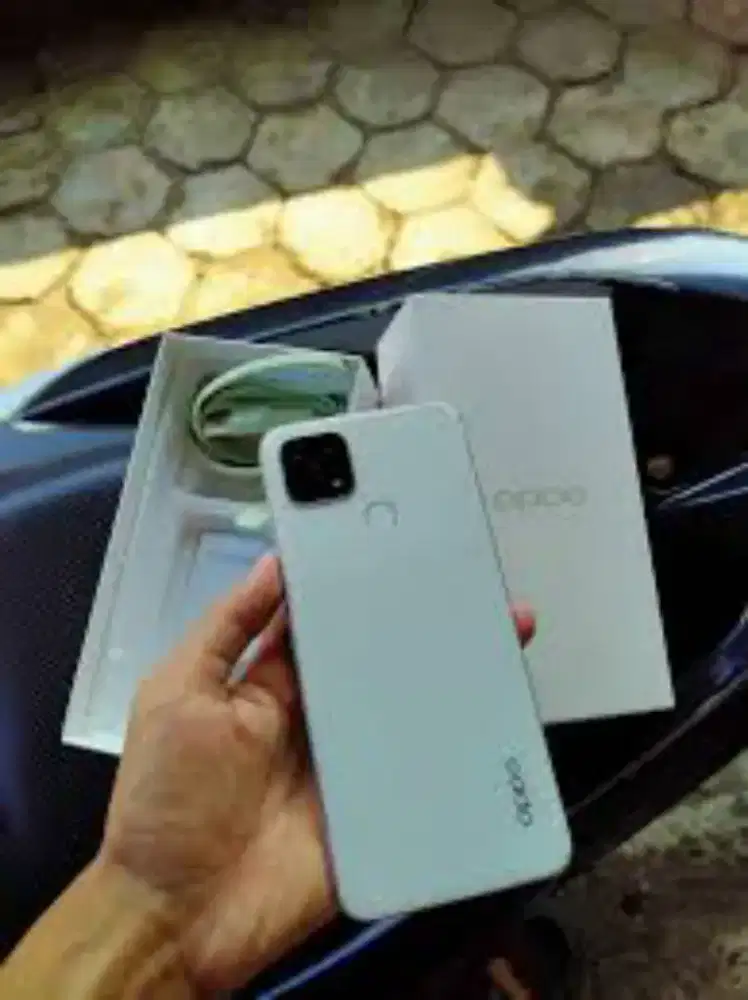 Di jual handphone