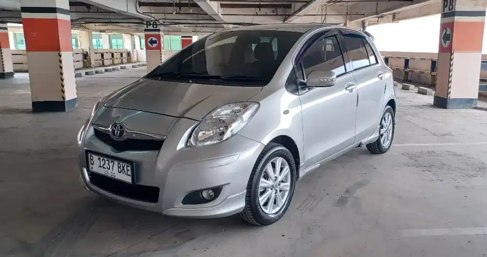 Toyota Yaris E Matic 2010