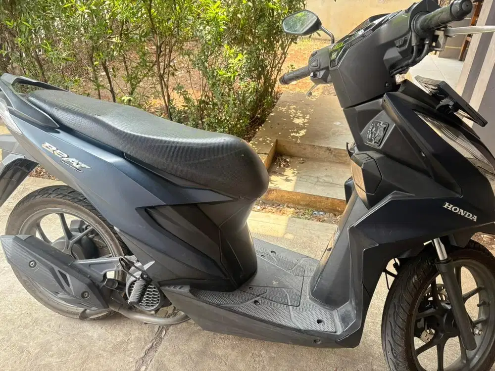 Honda Beat Deluxe CBS - ISS Tahun 2023